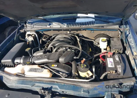 2008 Ford Explorer Xlt from USA, damaged, VIN 1FMEU63868UA53591